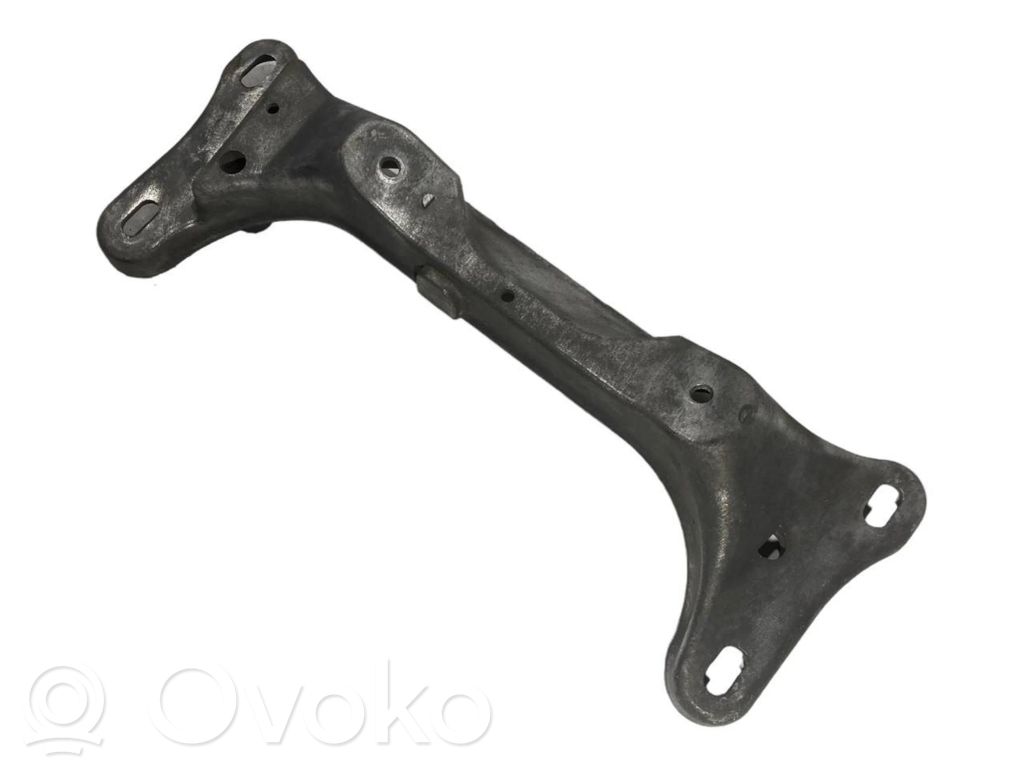 Кронштейн крепления трансмиссии