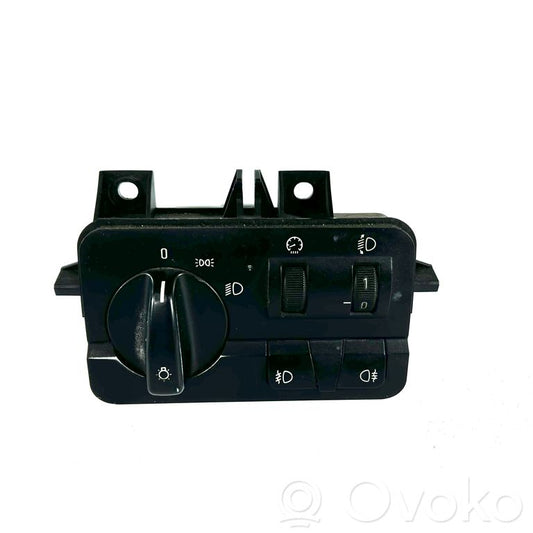 Headlight switch