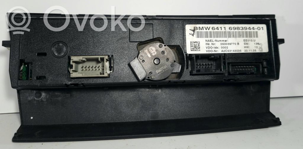 Gaisa kondicioniera / klimata kontroles / salona apsildes vadības bloks (salonā)