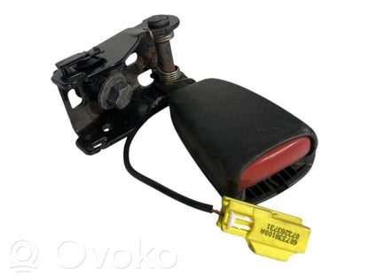 Aizmugurējās jostas sprādze