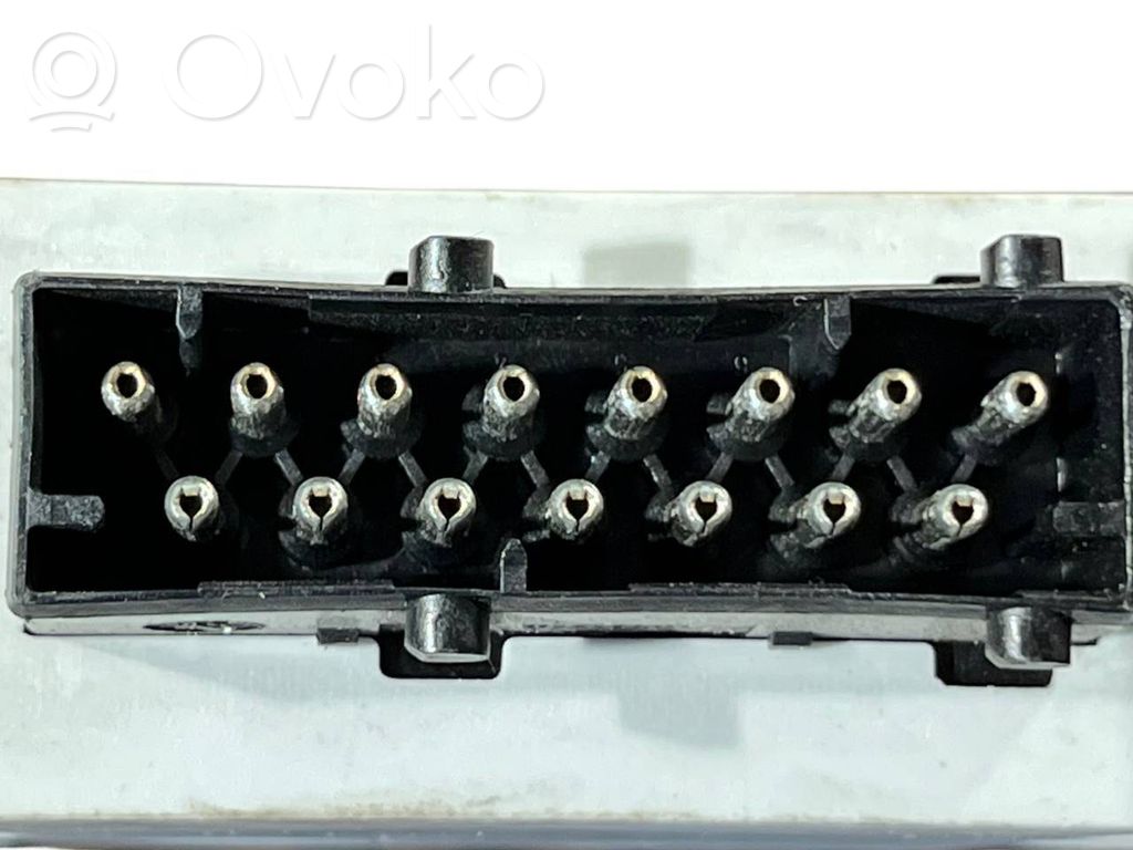 Trailer hitch control unit