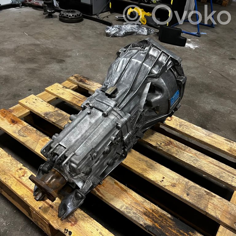 Механическая 6-ступенчатая коробка передач