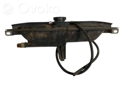 Dzesēšanas šķidruma izplešanās tvertne