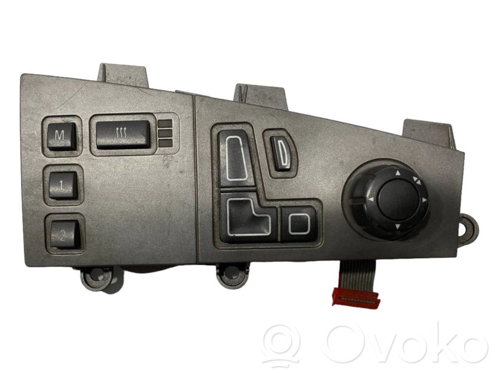Seat adjustment switch(es)