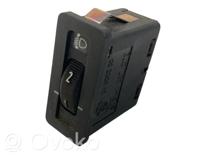Headlight leveling switch
