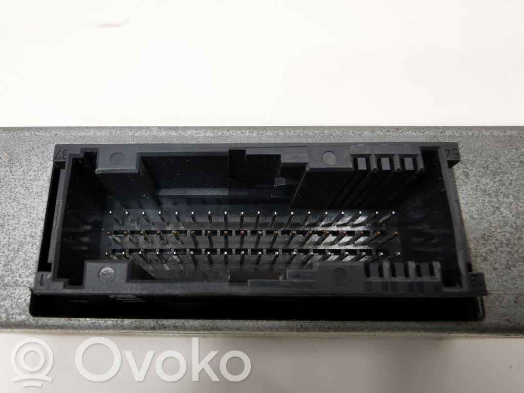 Pārnesumkārbas vadības bloks