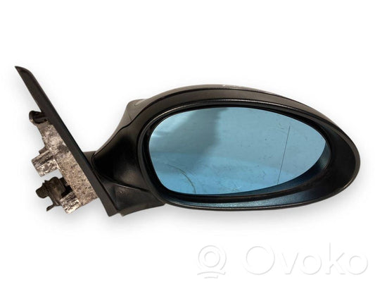 Mirror (electrically controlled)