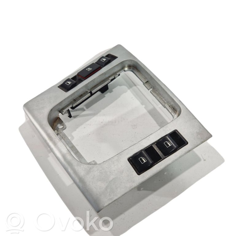 Cita veida salona detaļa