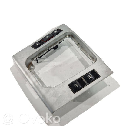 Cita veida salona detaļa