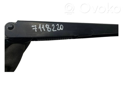 Windshield wiper arm