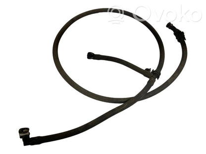 Lukturu mazgāšanas šķidruma trubiņa (-as)