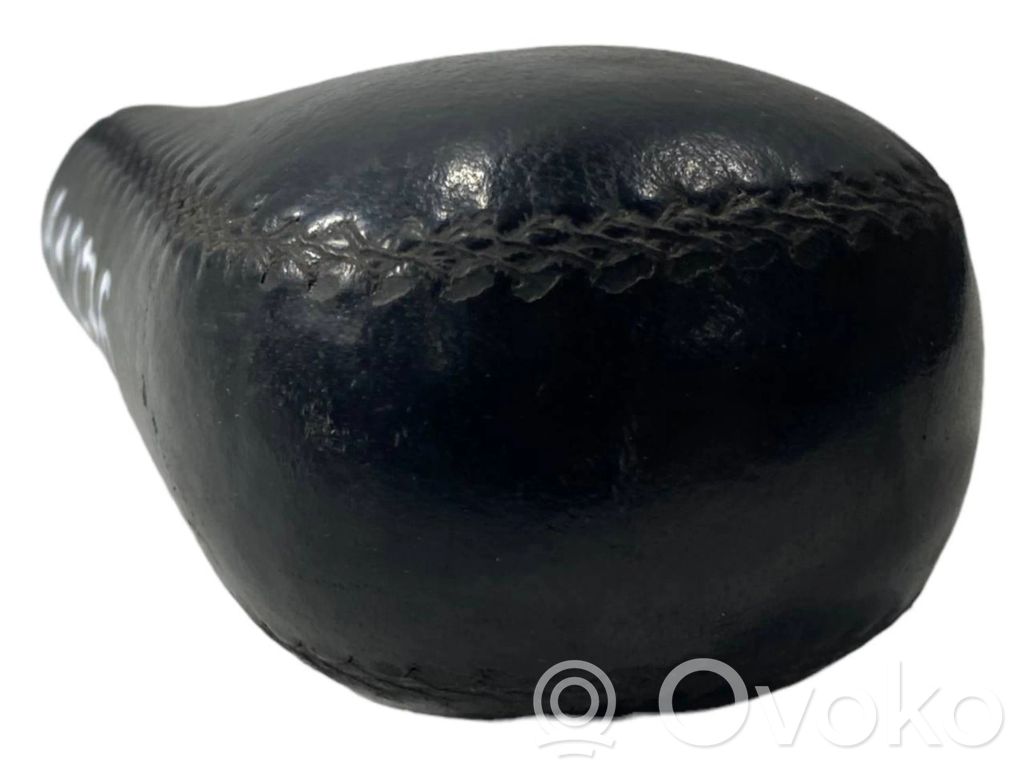 Gear shift lever decorative trim (leather, tip)