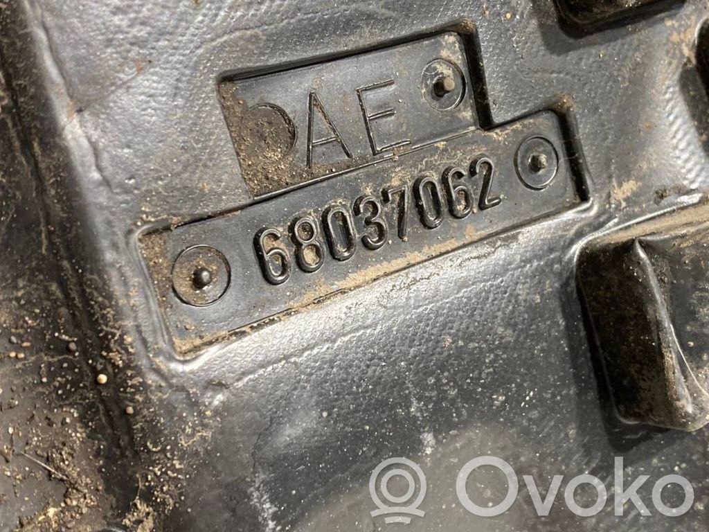 Dzinēja apakšas aizsargs