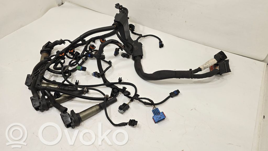 Dzinēja vadu instalācija