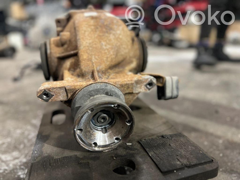 Aizmugurējais reduktors