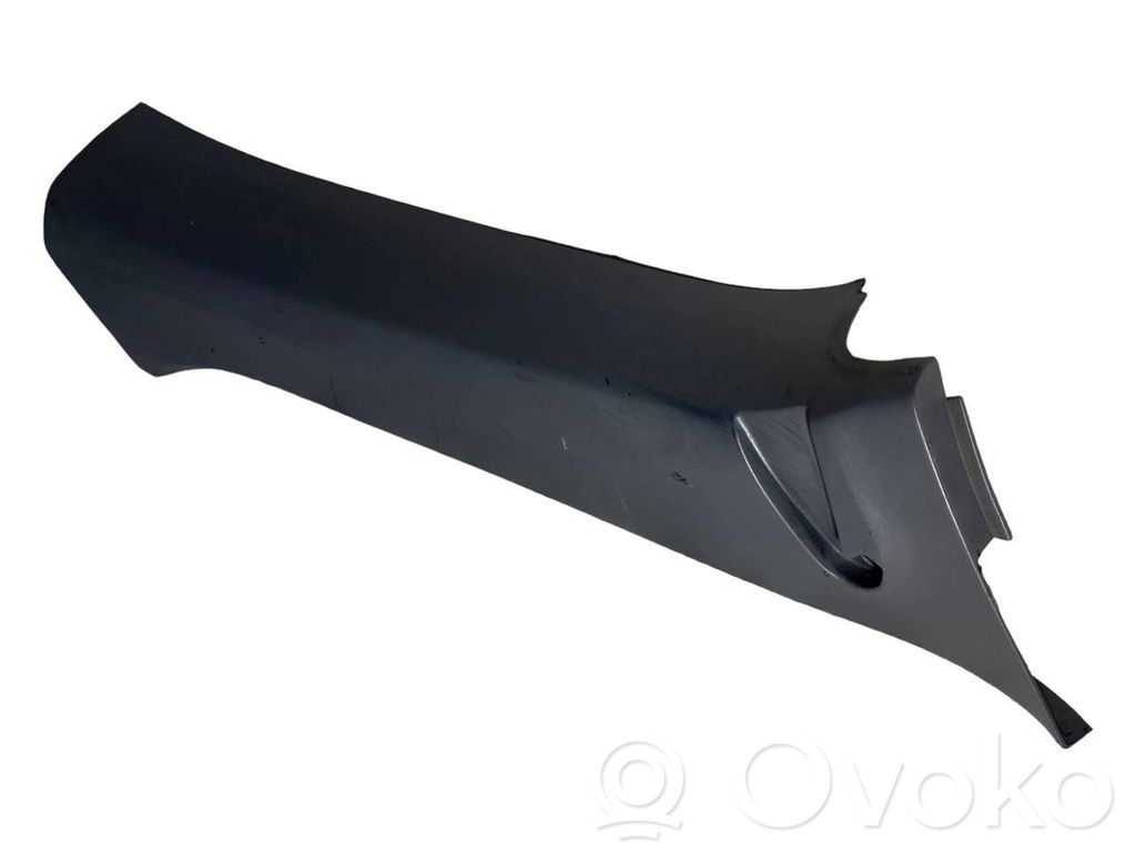 (D) statņa dekoratīvā apdare (augšdaļa)