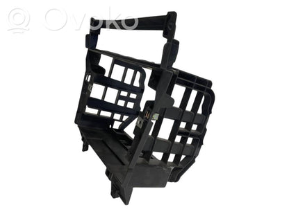 Radiouztvērēja / navigācija dekoratīvā apdare