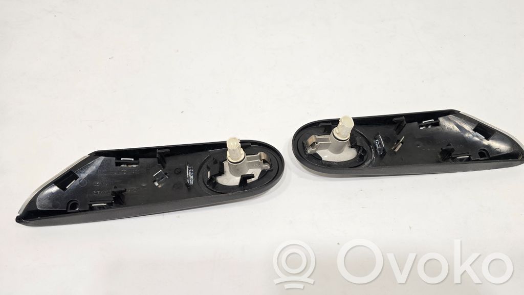 Spārna pagrieziena lukturis