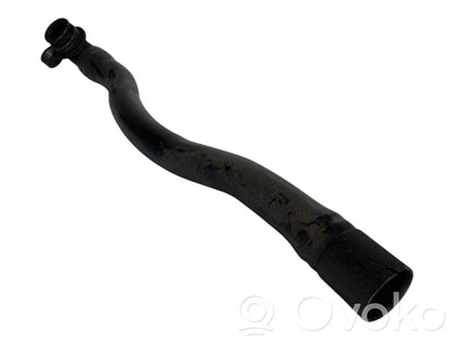 Caurulīte (-es) / šļūtene (-es)