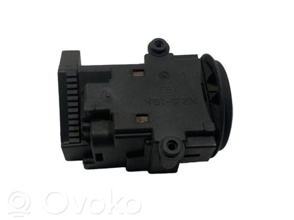 Ignition switch contacts