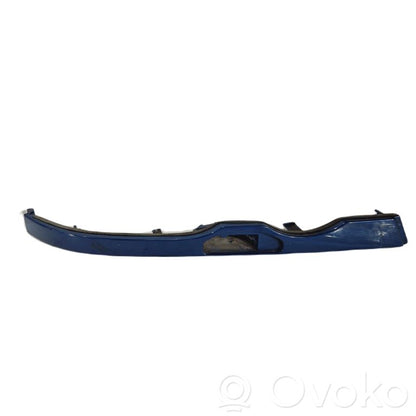 Priekšējā luktura dekoratīvā apdare