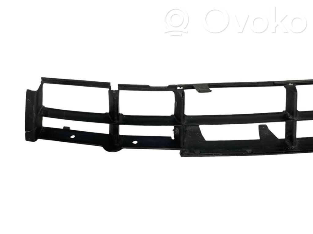 Lower grille (three-piece)