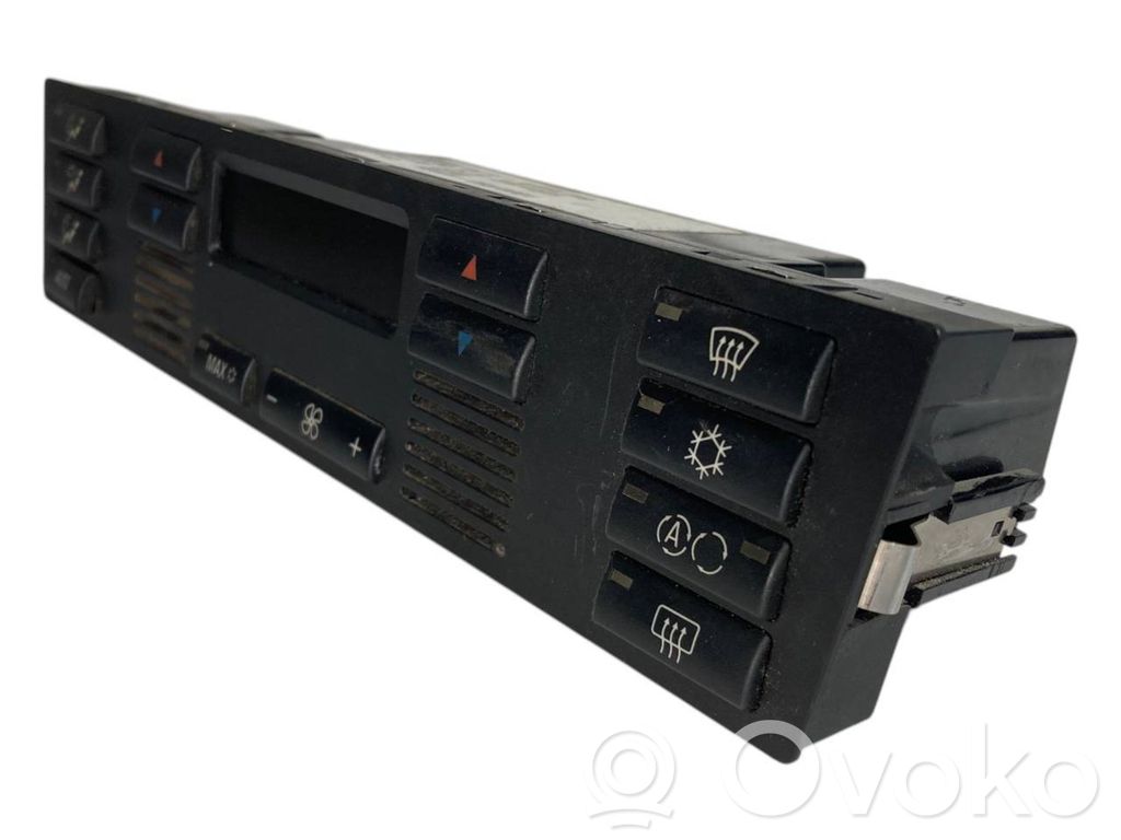 Gaisa kondicioniera / klimata kontroles / salona apsildes vadības bloks (salonā)