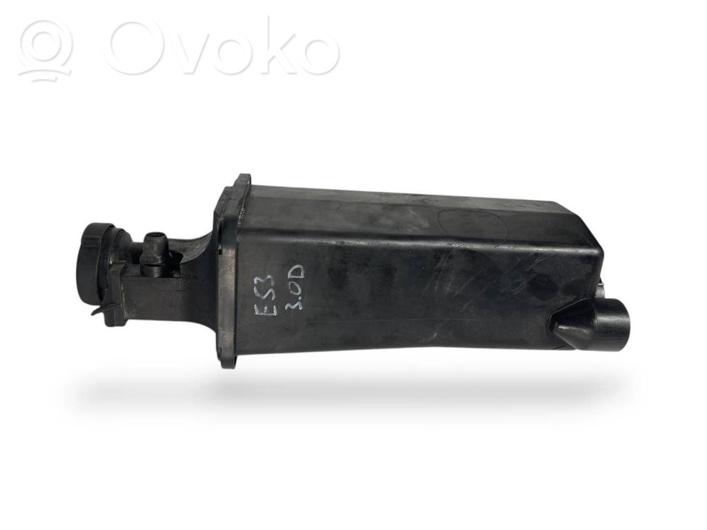 Dzesēšanas šķidruma izplešanās tvertne