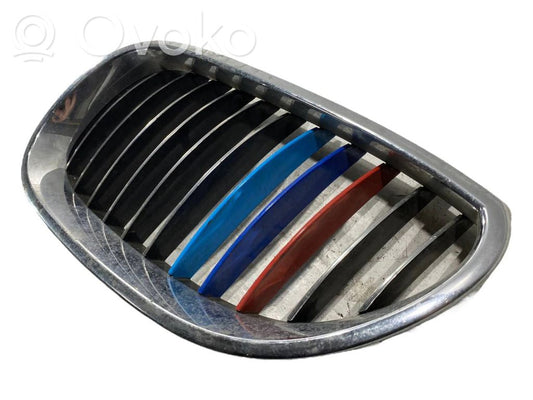 Top grille