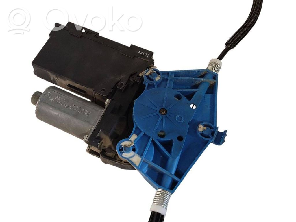 Priekšpusē elektriskā loga pacelšanas mehānisma komplekts