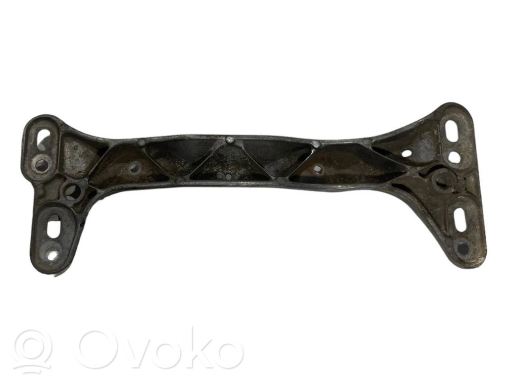 Кронштейн крепления трансмиссии