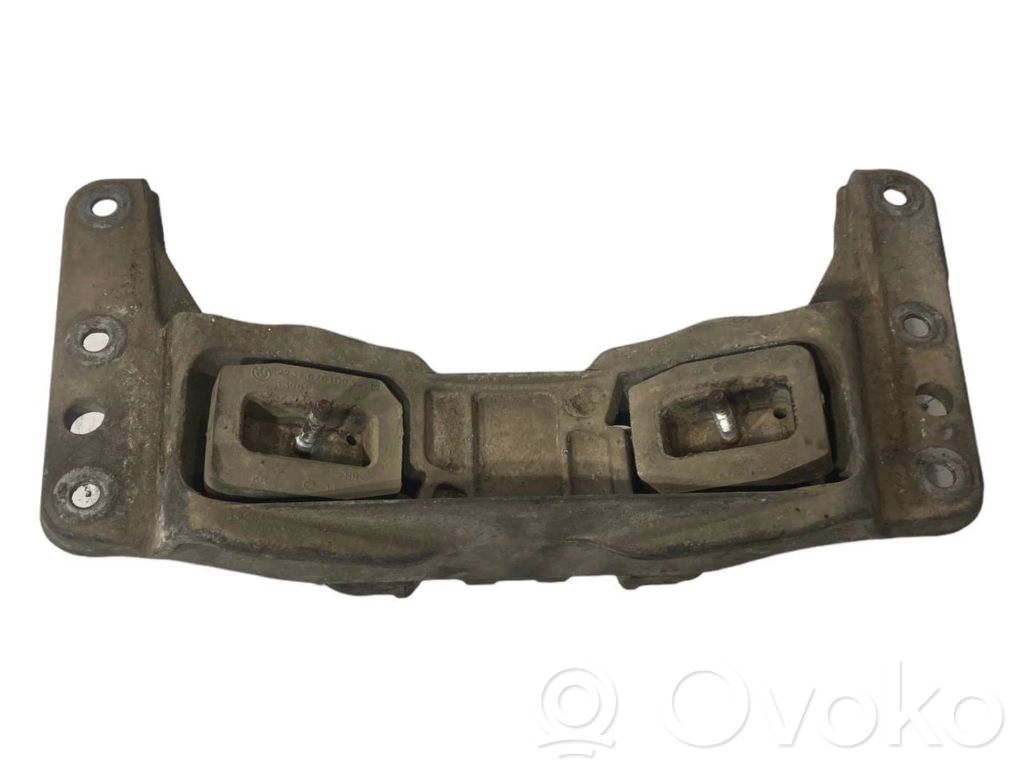 Pārnesumkārbas stiprinājuma kronšteins