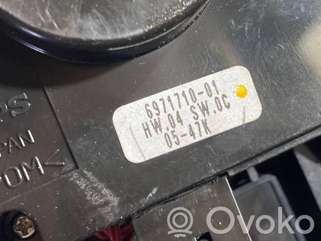 Daudzfunkciju vadības slēdzis / poga