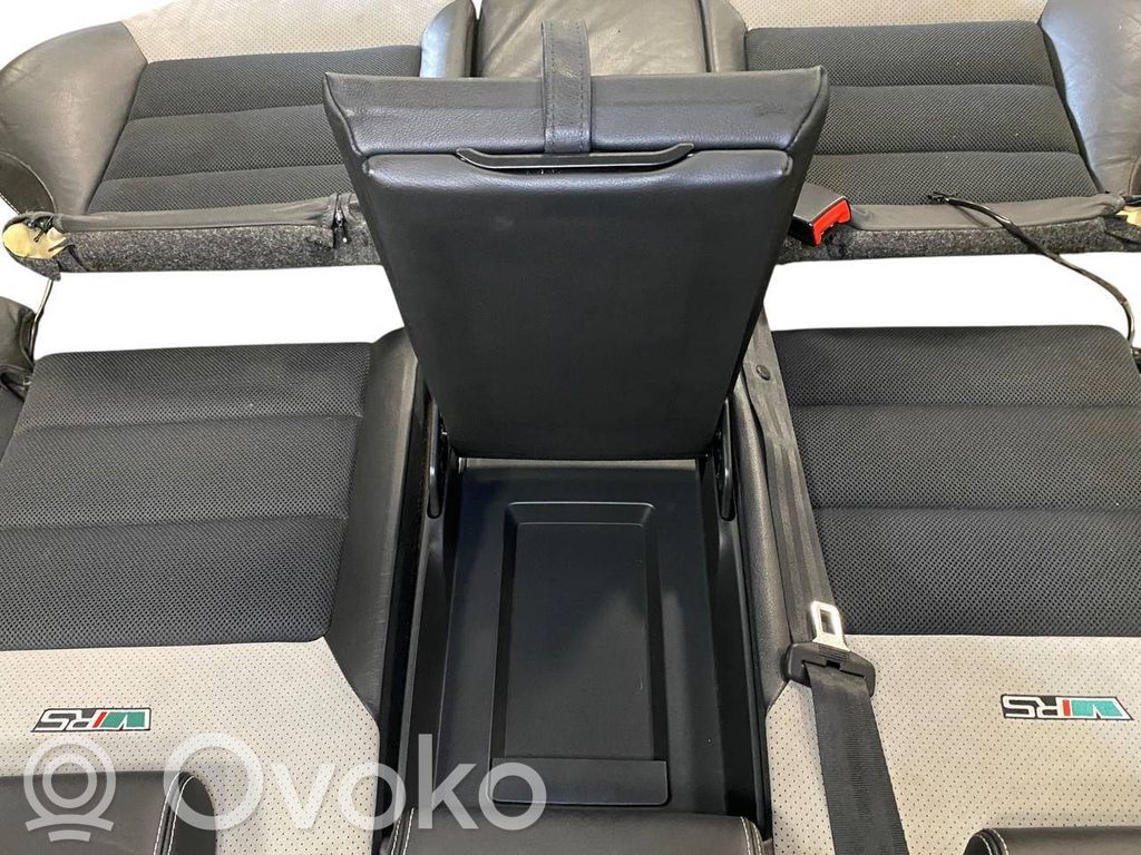 Sēdekļu komplekts
