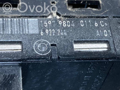 Apšuvums aizmugurējām durvīm