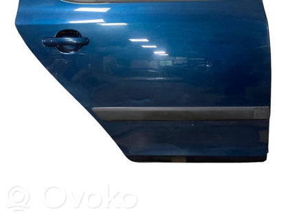 Задняя дверь