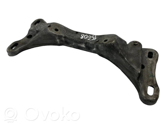 Transmission mounting bracket