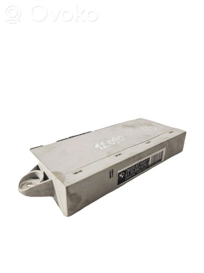 Durvju vadības bloks