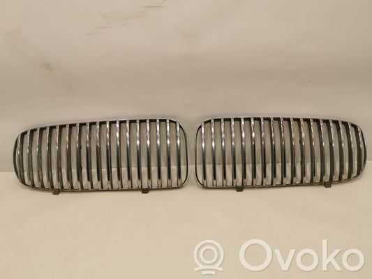 Priekšējais režģis