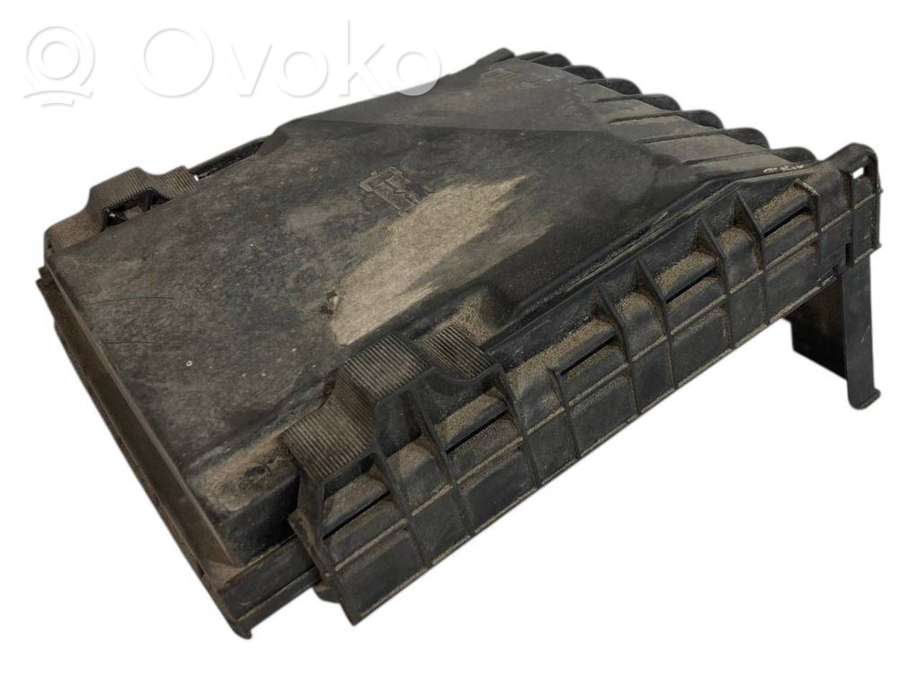 Drošinātāju Kastes vāciņš