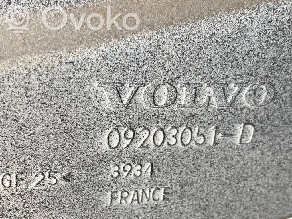 Aizmugurējais pārsegs (bagāžnieks)