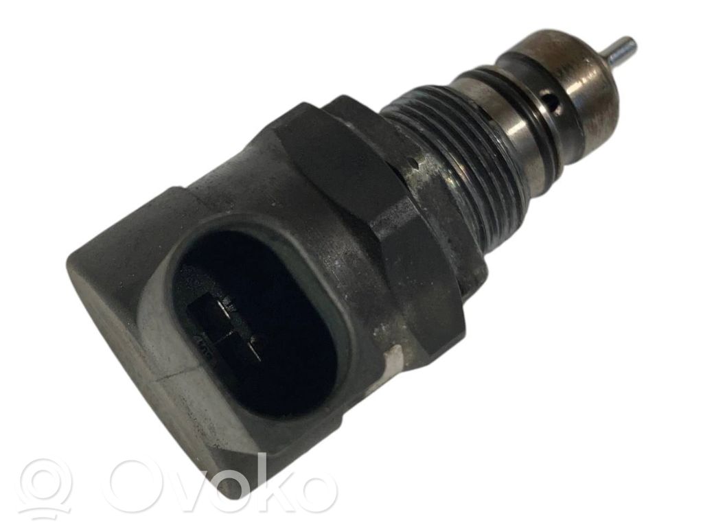 Degvielas spiediena regulators