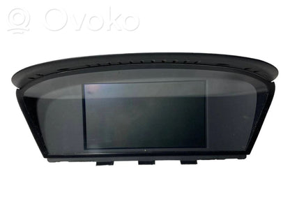 Ekrāns / displejs / mazais ekrāns