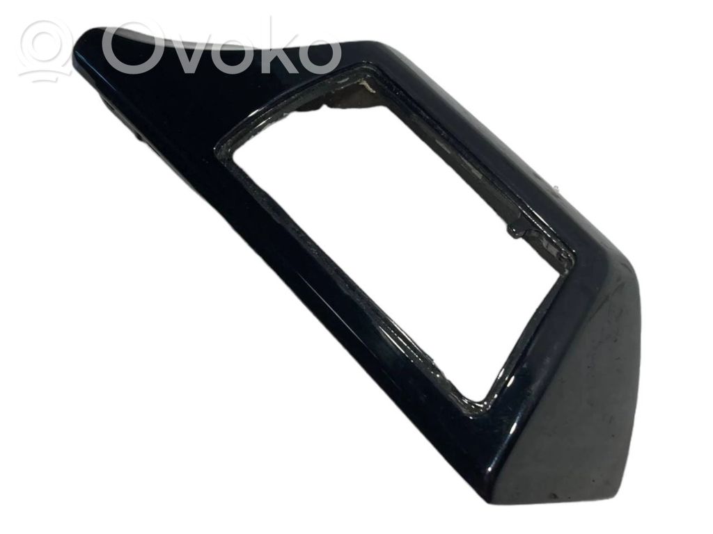 Dekoratīvās apdares lenta