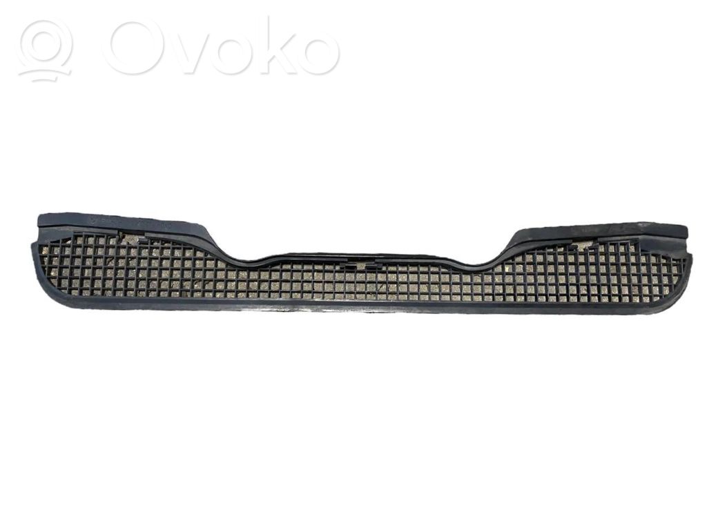 Window air grille