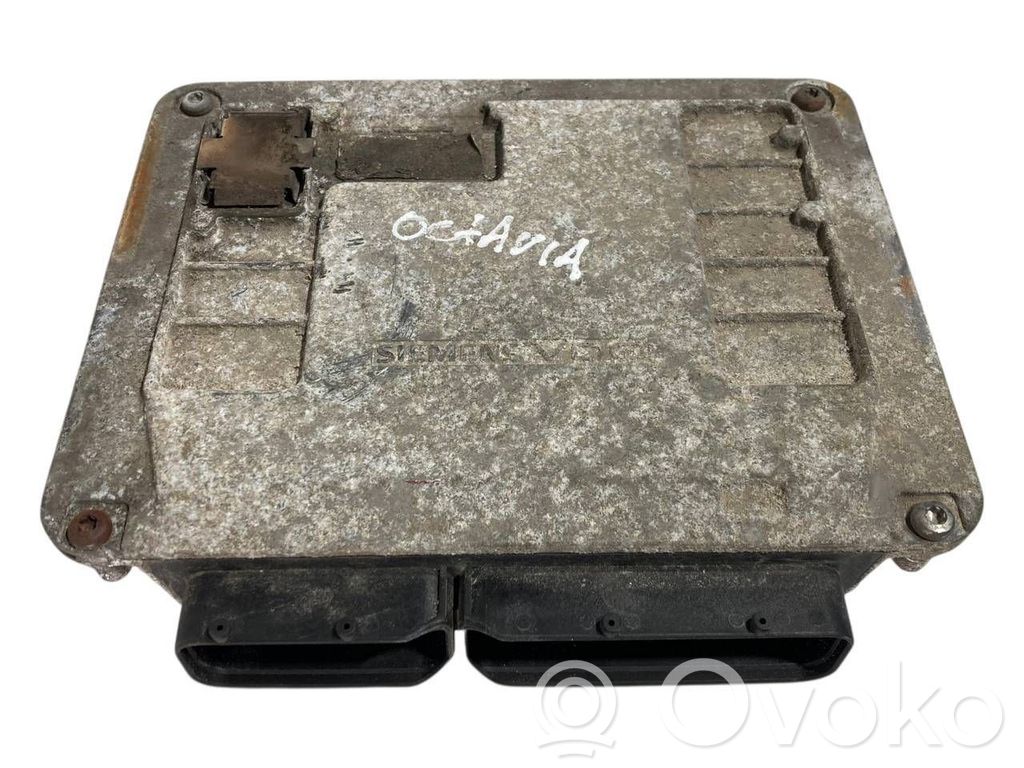 Dzinēja vadības bloks