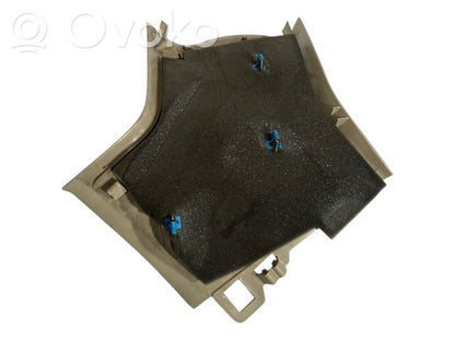 (D) statņa dekoratīvā apdare (augšdaļa)