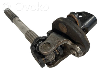 Stūresrata ass krustsavienojums