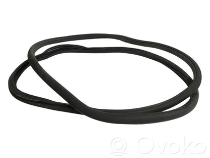 Aizmugurē apdares gumija (virsbūvē)