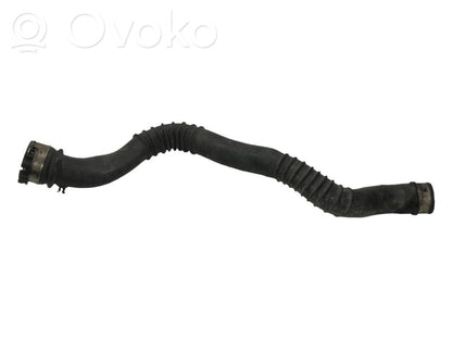 Шланг(и)/труба(ы) интеркулера